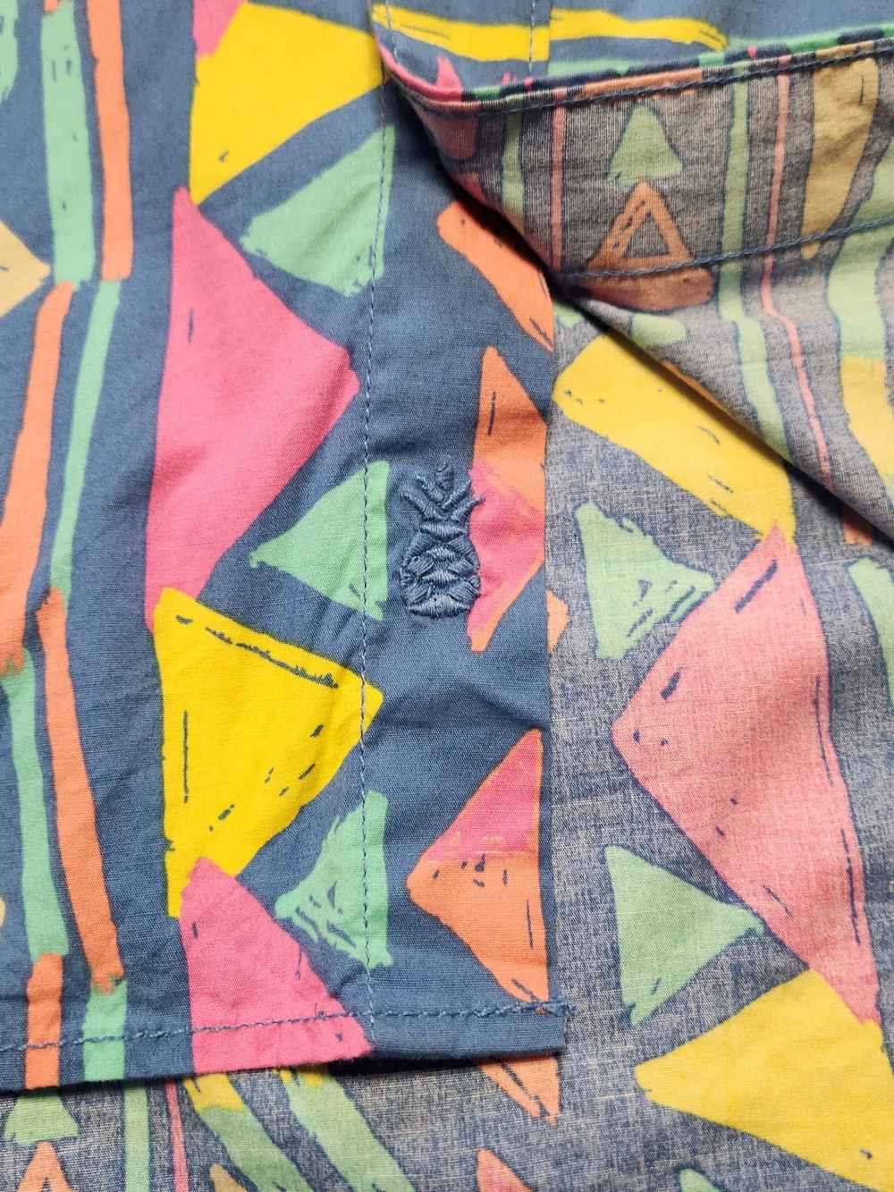 chubbies Men’s Vibrant Geometric Button-Down Shirt in Navy, Pink, Yellow & Teal - Picture 4 of 7